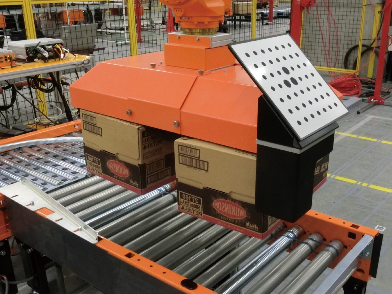 Robot Solutions For Logistics Automation: Depalletizing & Palletizing